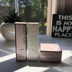 Mary Kay Make up bundle